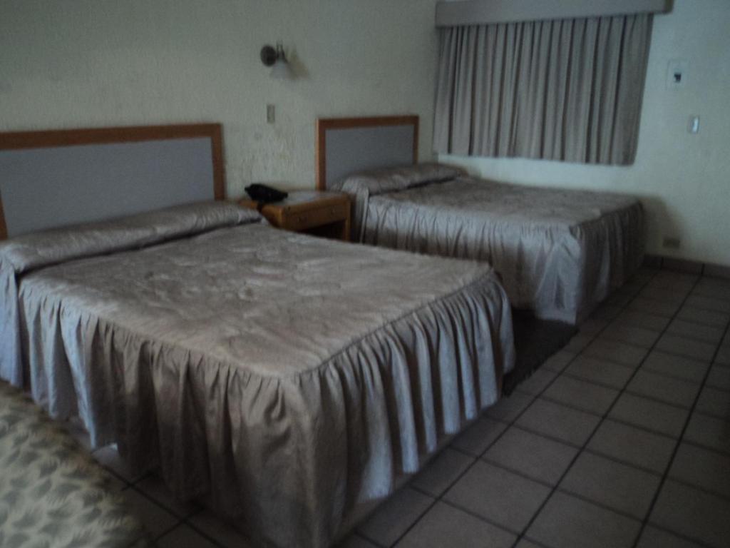 Hotel Suites Jose Marti 시우다드 후아레스 외부 사진
